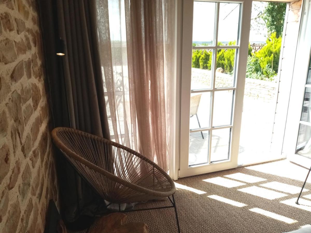Galerie, Tumulus De La Hogue Hotel Fontenay-le-Marmion Ngoại thất bức ảnh