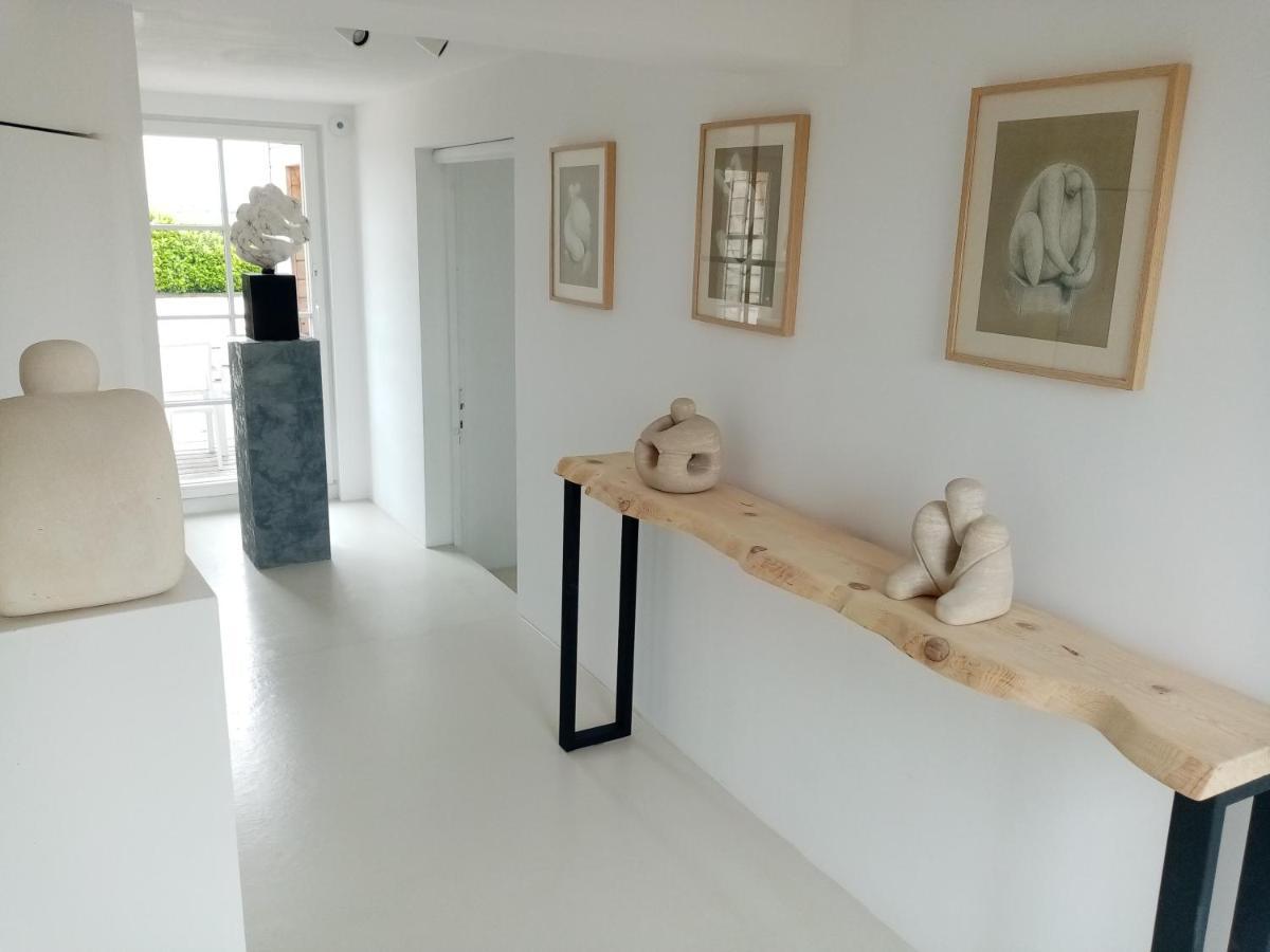 Galerie, Tumulus De La Hogue Hotel Fontenay-le-Marmion Ngoại thất bức ảnh